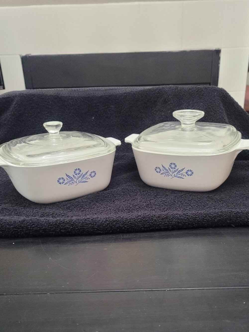 2 Black Stamp Corningware P-1 1/2 B casseroles with lids 1961-1966 - See photos